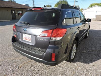 2013 Subaru Outback 2.5i Limited   - Photo 5 - Kearney, NE 68847