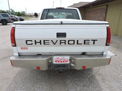 1996 Chevrolet C1500 Cheyenne   - Photo 6 - Kearney, NE 68847