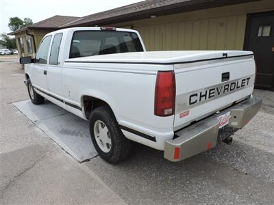 1996 Chevrolet C1500 Cheyenne   - Photo 7 - Kearney, NE 68847