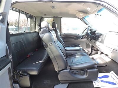 2006 Ford F-250 XL   - Photo 10 - Lexington, NE 68850