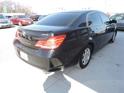 2006 Toyota Avalon XL   - Photo 5 - Lexington, NE 68850