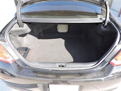 2006 Toyota Avalon XL   - Photo 12 - Lexington, NE 68850