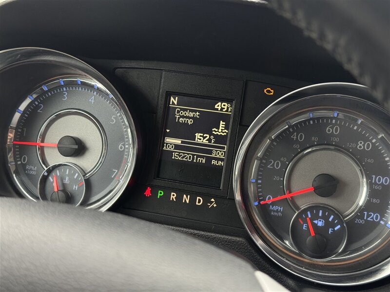 2016 Chrysler Town & Country Touring - Photo 14 - Lexington, NE 68850