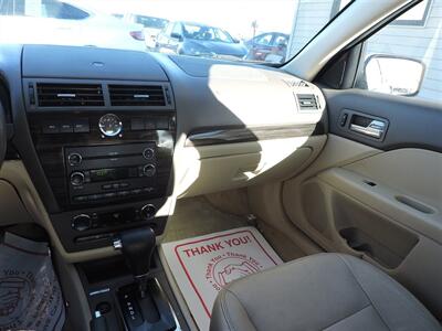 2009 Ford Fusion SEL   - Photo 14 - Lexington, NE 68850