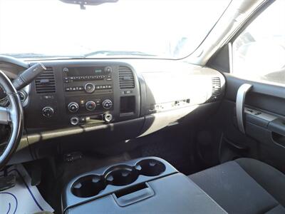 2010 Chevrolet Silverado 1500 LT   - Photo 11 - Lexington, NE 68850