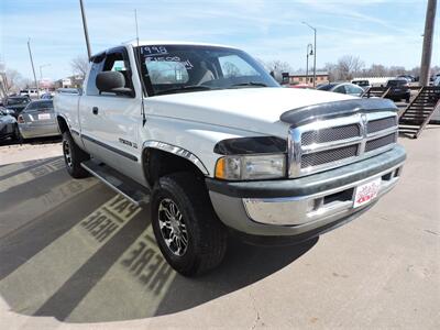 1998 Dodge Ram 1500 Laramie SLT   - Photo 4 - Grand Island, NE 68801