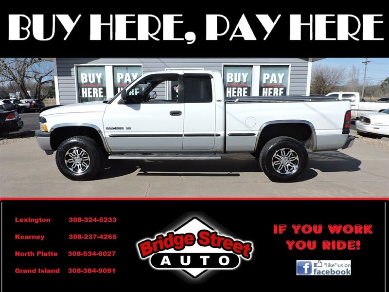 1998 Dodge Ram 1500 Laramie SLT   - Photo 1 - Grand Island, NE 68801