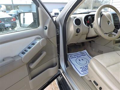 2007 Mercury Mountaineer   - Photo 16 - Grand Island, NE 68801