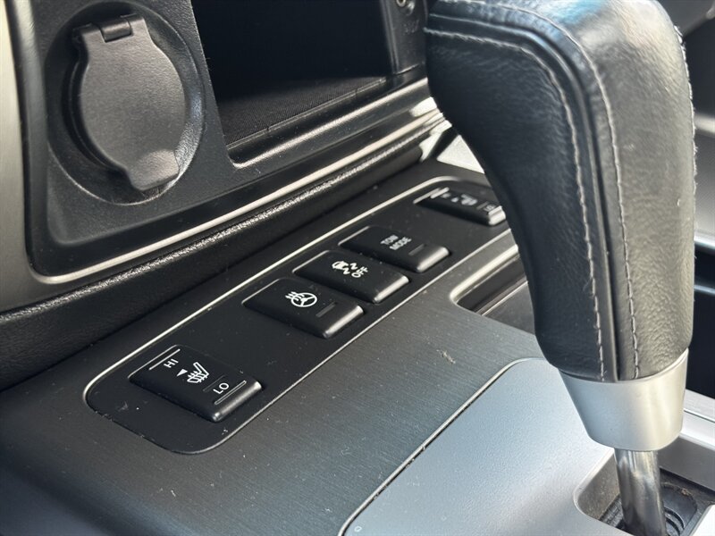 2012 Nissan Armada Platinum - Photo 22 - Lexington, NE 68850