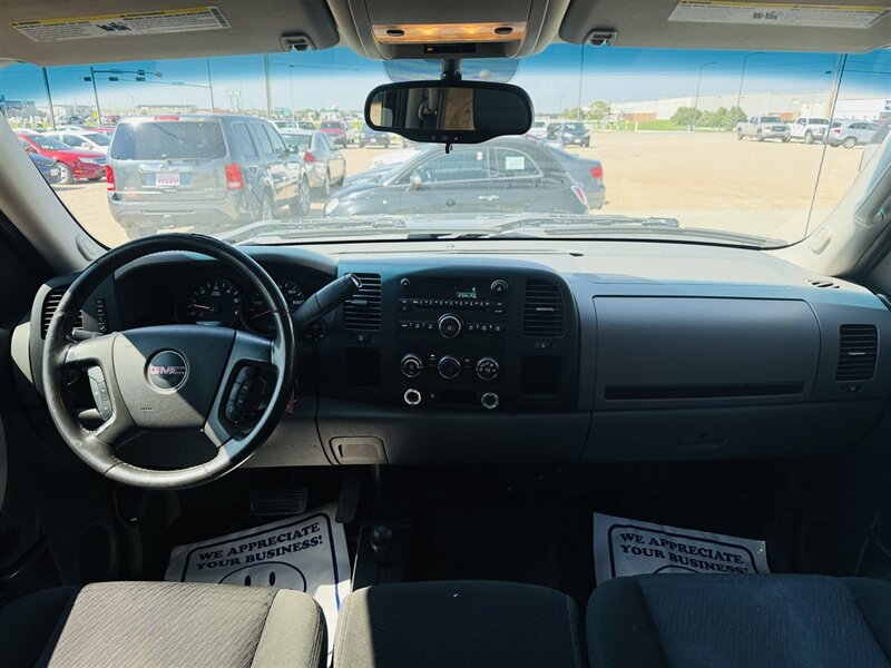 2011 GMC Sierra 1500 SL - Photo 11 - Lexington, NE 68850