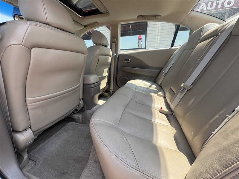 2004 Nissan Altima 2.5 SL - Photo 9 - Lexington, NE 68850