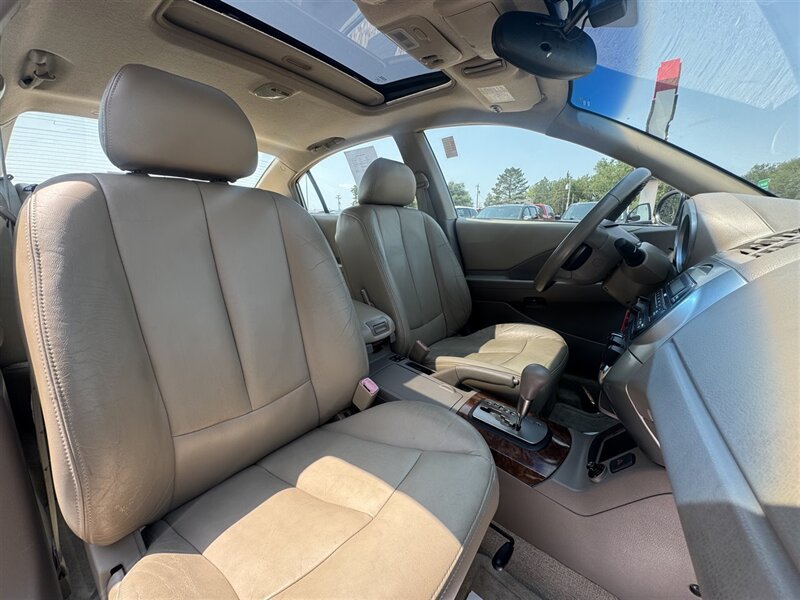 2004 Nissan Altima 2.5 SL - Photo 10 - Lexington, NE 68850