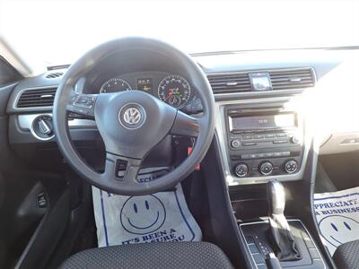 2013 Volkswagen Passat S   - Photo 10 - Lexington, NE 68850