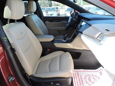 2018 Cadillac XT5   - Photo 10 - Lexington, NE 68850