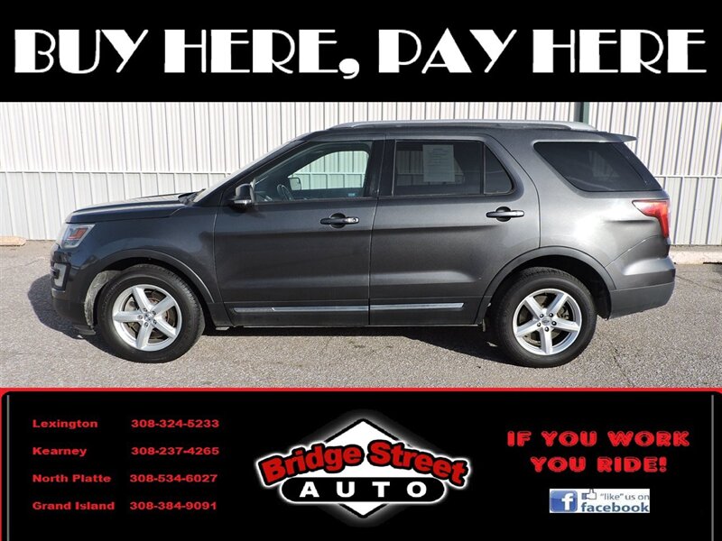 2016 Ford Explorer XLT   - Photo 1 - Kearney, NE 68847