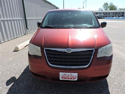 2008 Chrysler Town & Country LX   - Photo 3 - Grand Island, NE 68801