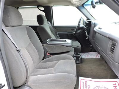2003 Chevrolet Silverado 2500   - Photo 10 - Kearney, NE 68847