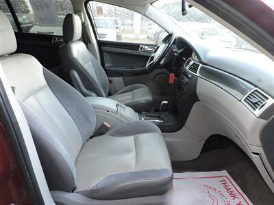 2008 Chrysler Pacifica Touring   - Photo 10 - Lexington, NE 68850