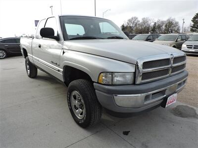 2001 Dodge Ram 1500 SLT   - Photo 4 - Lexington, NE 68850