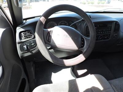 2001 Ford F-150 Lariat   - Photo 9 - Kearney, NE 68847