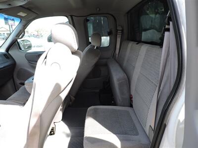 2001 Ford F-150 Lariat   - Photo 8 - Kearney, NE 68847