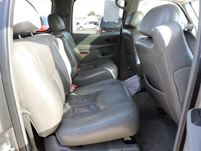 2005 GMC Yukon Denali   - Photo 11 - North Platte, NE 69101