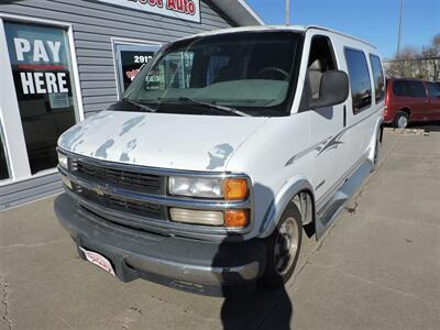 1999 Chevrolet G1500   - Photo 2 - Grand Island, NE 68801