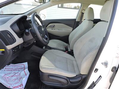 2012 Kia Rio 5-Door LX   - Photo 8 - Lexington, NE 68850