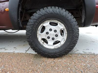 2002 Chevrolet Silverado 1500   - Photo 8 - Lexington, NE 68850