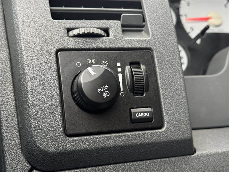 2007 Dodge Ram 1500 SLT - Photo 14 - Lexington, NE 68850