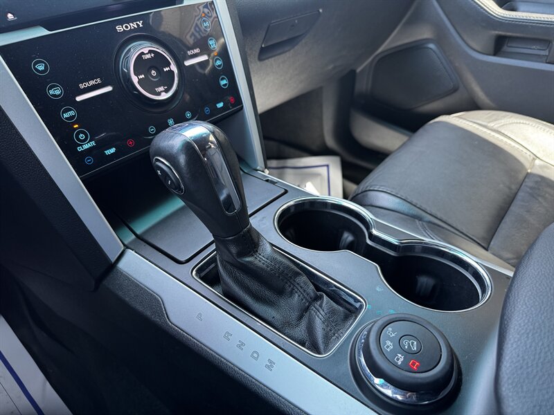2014 Ford Explorer Limited - Photo 19 - Lexington, NE 68850