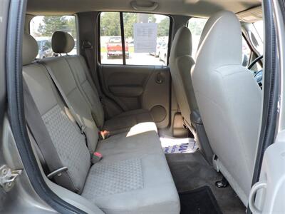 2005 Jeep Liberty Sport   - Photo 11 - Lexington, NE 68850