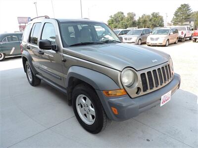 2005 Jeep Liberty Sport   - Photo 4 - Lexington, NE 68850