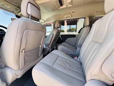 2011 Chrysler Town & Country Touring-L - Photo 11 - Lexington, NE 68850
