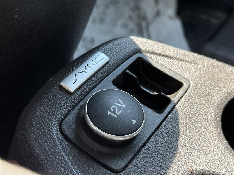 2016 Ford Transit Connect XL - Photo 20 - North Platte, NE 69101