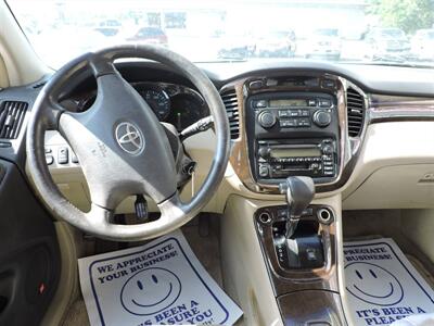 2003 Toyota Highlander   - Photo 10 - Grand Island, NE 68801