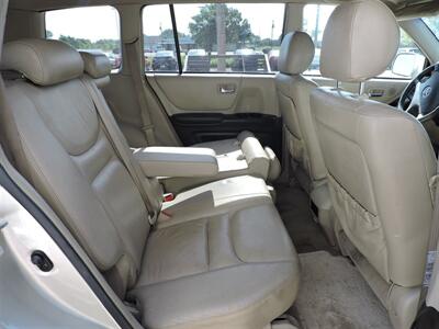 2003 Toyota Highlander   - Photo 14 - Grand Island, NE 68801