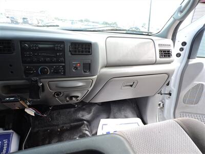 2001 Ford F-250 Lariat   - Photo 11 - Lexington, NE 68850