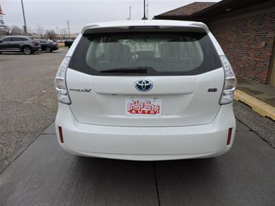 2014 Toyota Prius v Two   - Photo 6 - Kearney, NE 68847