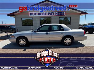 2003 Ford Crown Victoria LX Sedan