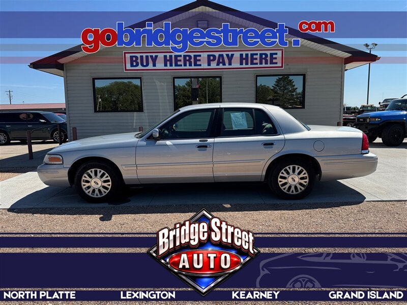 2003 Ford Crown Victoria LX   - Photo 1 - Lexington, NE 68850