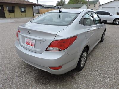 2017 Hyundai ACCENT SE   - Photo 5 - Kearney, NE 68847