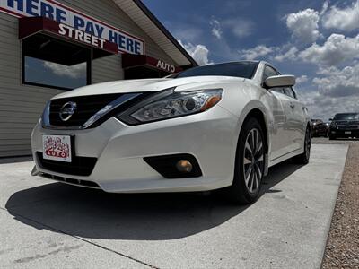 2016 Nissan Altima 2.5 - Photo 4 - Lexington, NE 68850