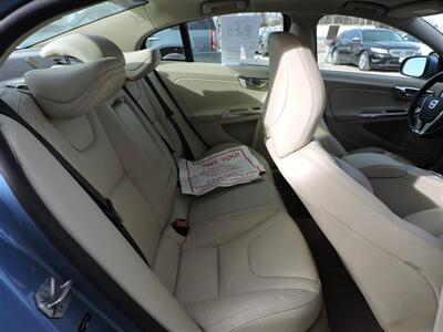 2014 Volvo S60 T5   - Photo 11 - Lexington, NE 68850