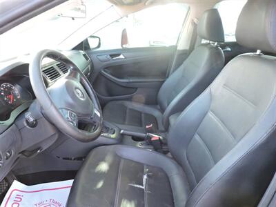 2011 Volkswagen Jetta SE   - Photo 9 - Kearney, NE 68847