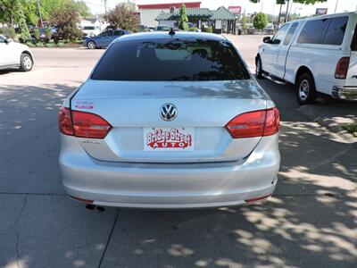2011 Volkswagen Jetta SE   - Photo 7 - Kearney, NE 68847
