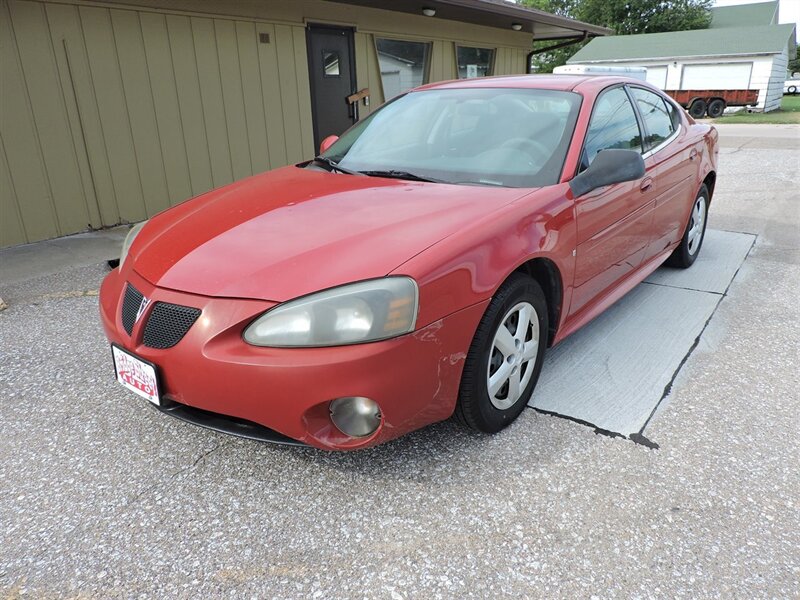 2008 Pontiac Grand Prix  