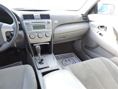 2009 Toyota Camry   - Photo 11 - Grand Island, NE 68801