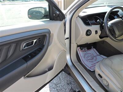 2012 Ford Taurus SEL   - Photo 14 - Kearney, NE 68847