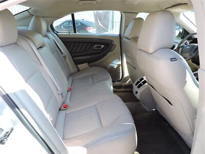 2012 Ford Taurus SEL   - Photo 11 - Kearney, NE 68847